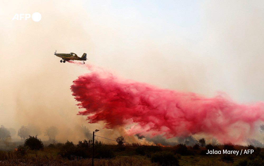 Firefighting aircraft 
